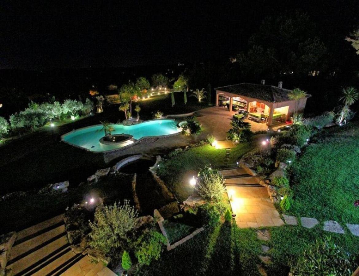 Suites de Prestige JACUZZI SAUNA HAMMAM PISCINE Mougins Cannes Grasse Extérieur photo
