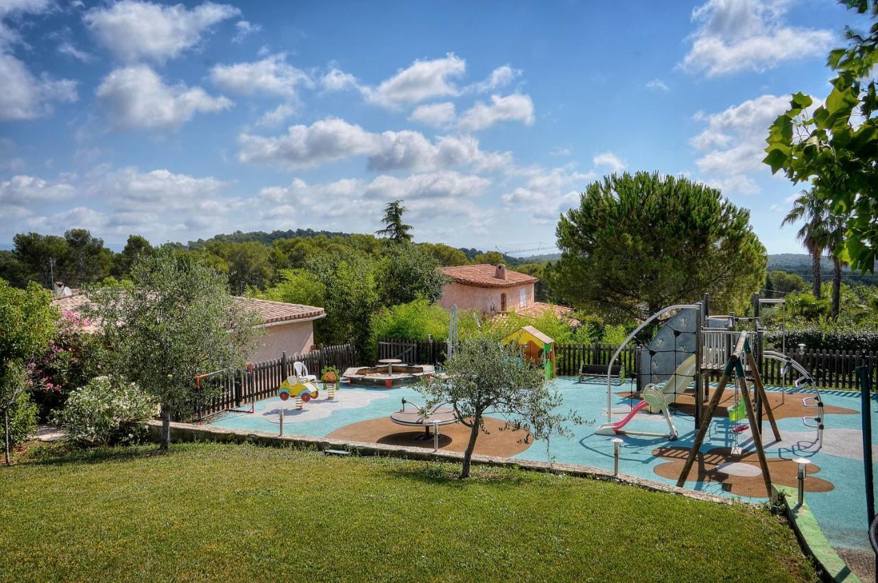Suites de Prestige JACUZZI SAUNA HAMMAM PISCINE Mougins Cannes Grasse Extérieur photo