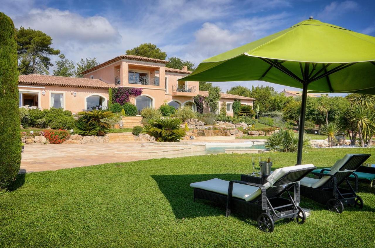Suites de Prestige JACUZZI SAUNA HAMMAM PISCINE Mougins Cannes Grasse Extérieur photo