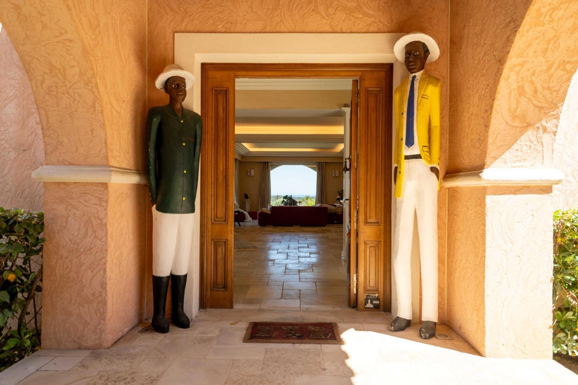 Suites de Prestige JACUZZI SAUNA HAMMAM PISCINE Mougins Cannes Grasse Extérieur photo