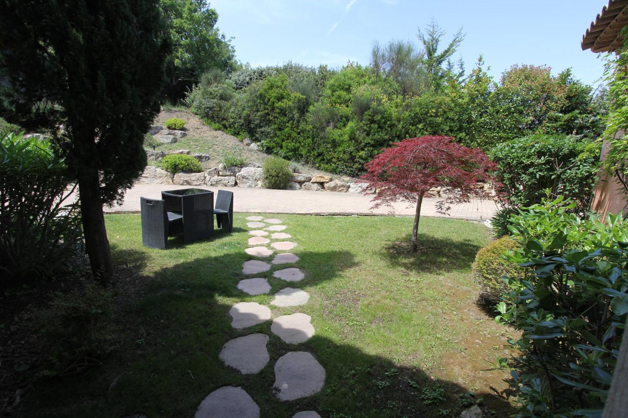 Suites de Prestige JACUZZI SAUNA HAMMAM PISCINE Mougins Cannes Grasse Extérieur photo